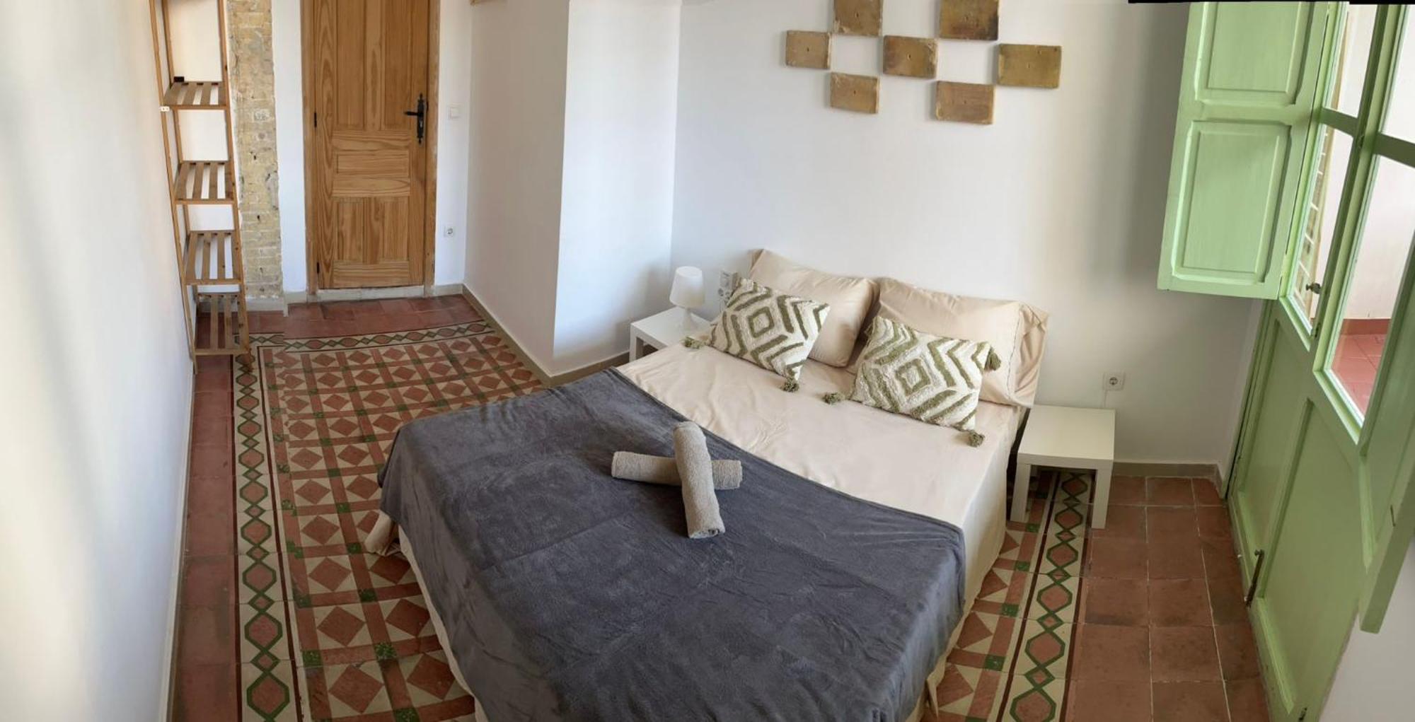 Kiwi Rooms Auto Check-In Валенсия Номер фото